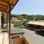 아파트 Mandola Corfu *